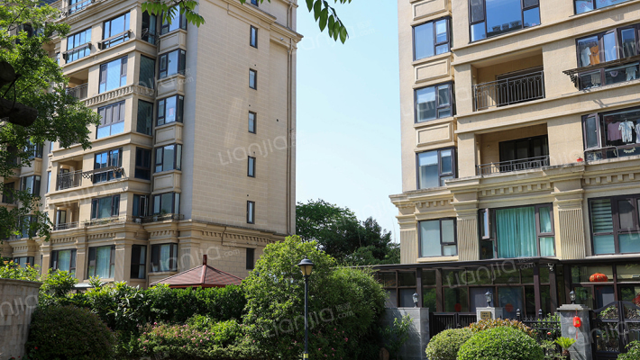 中南世纪城望江外景图