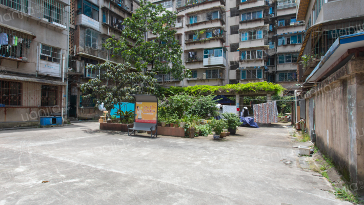 环科院宿舍外景图