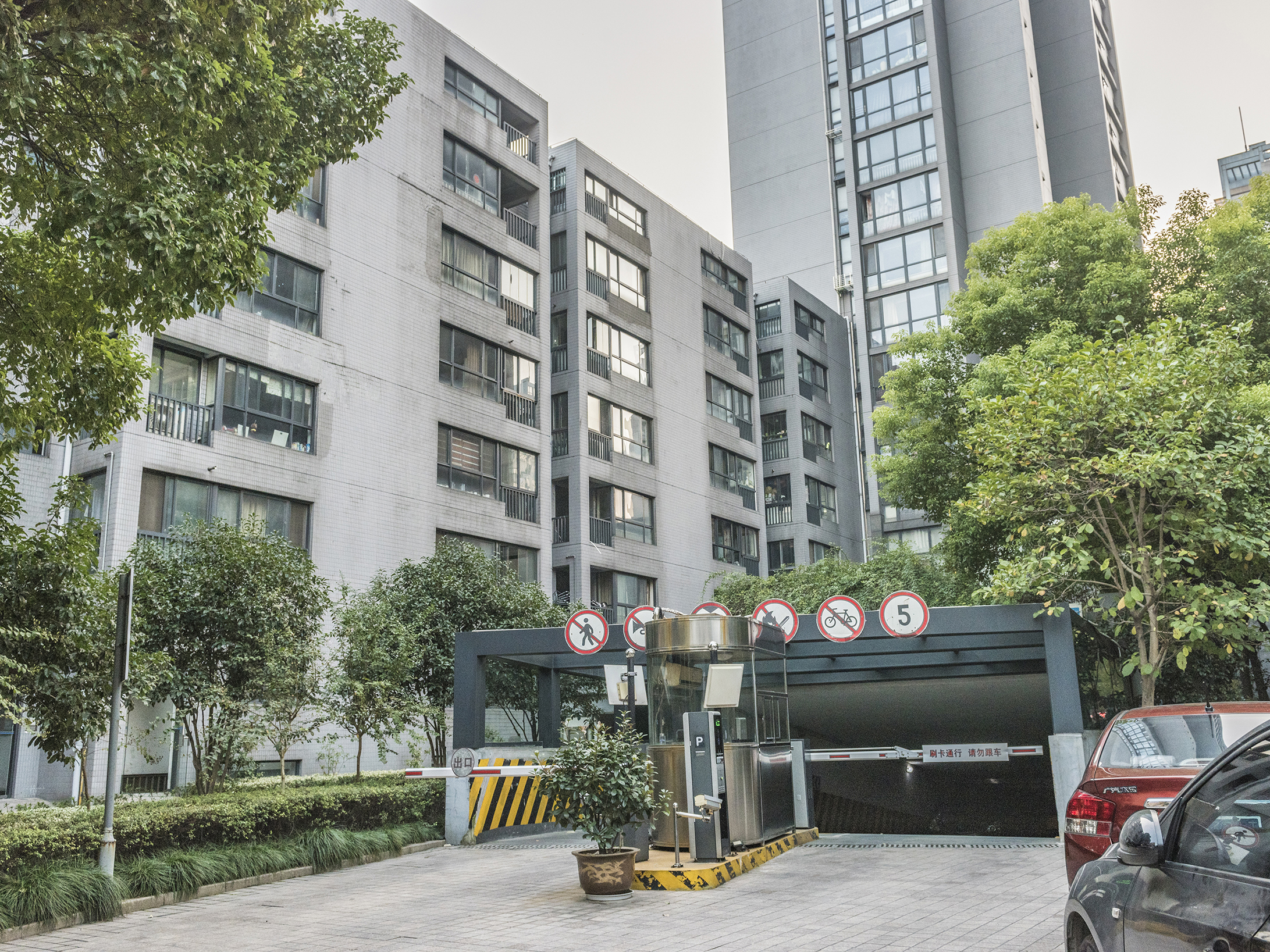 宝善公寓小区实景 17