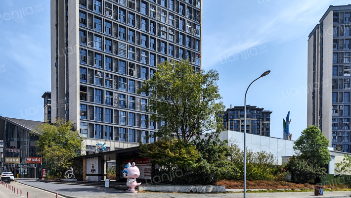 融创云湖十里G区外景图