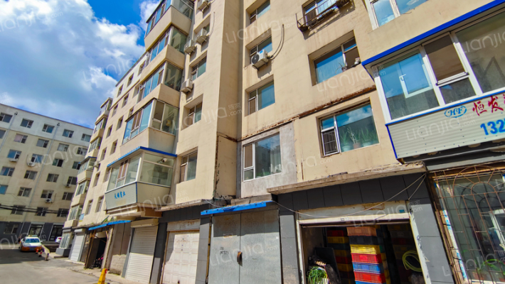 开运小区外景图