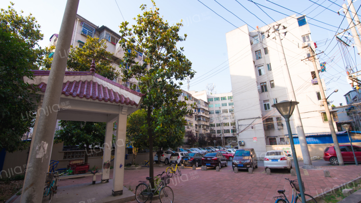 新园小区外景图