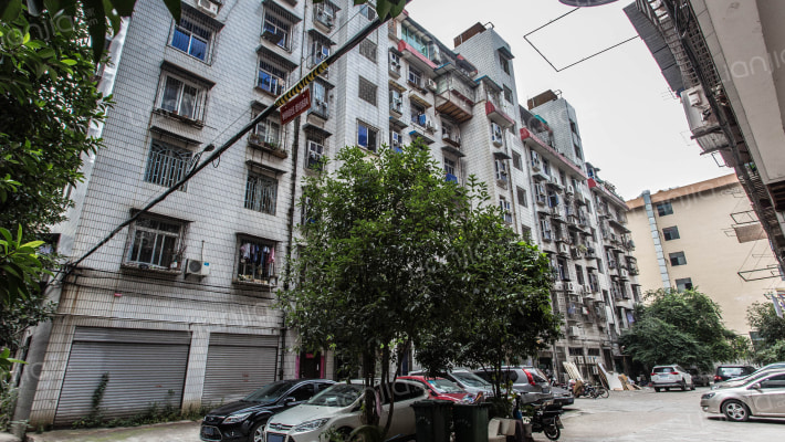 江花小区外景图