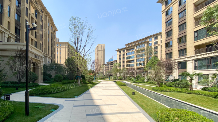 龙湖香醍璟宸外景图