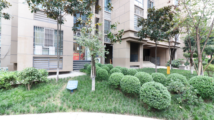 中冶城邦国际外景图