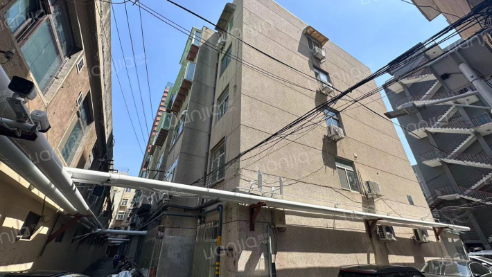 山东省新华书店宿舍外景图