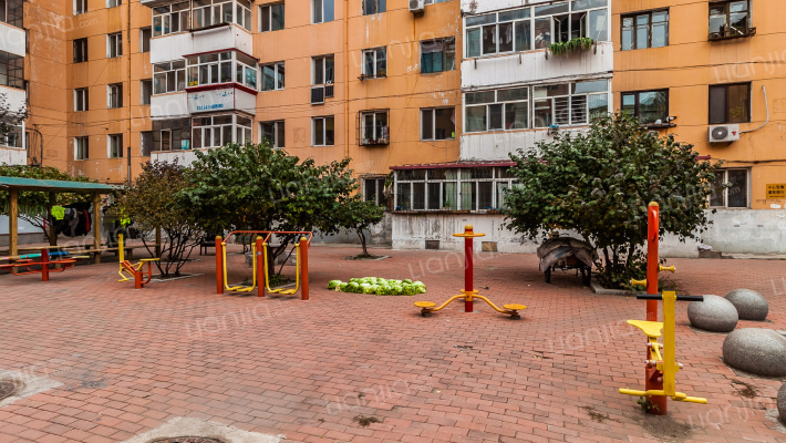 牛房小区外景图