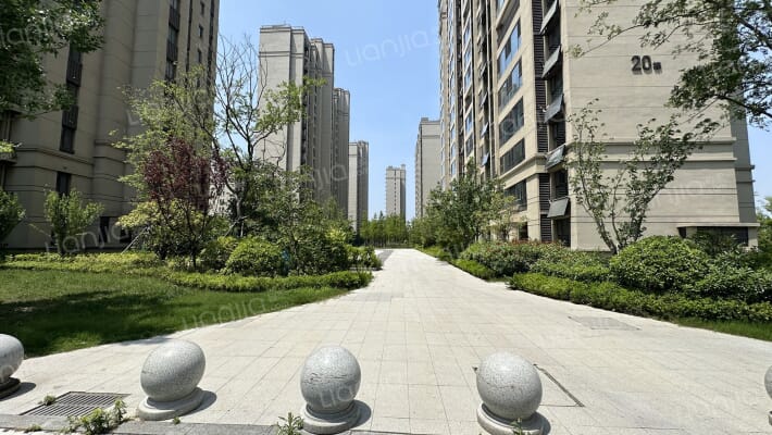 中铁世博城逸海北区外景图