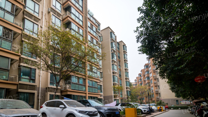 大户人家外景图