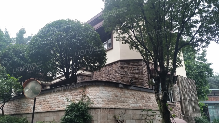 风光花园外景图