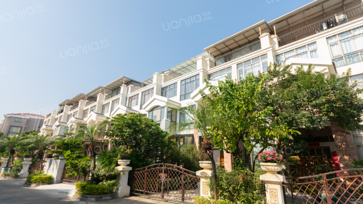 顺德碧桂园西苑联排别墅区外景图