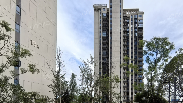 佳兆业城市广场外景图