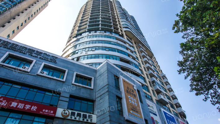 康桥商务广场外景图