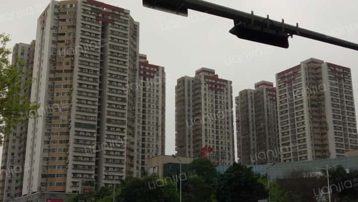 购物中心外景图