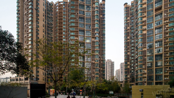 立体世界外景图