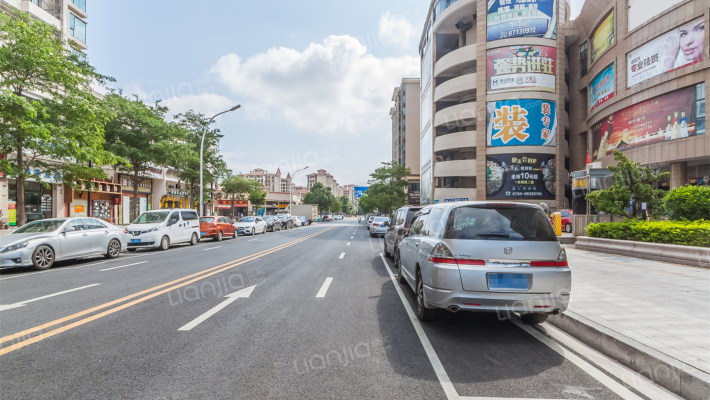 皇爵卓尔巴酒店外景图