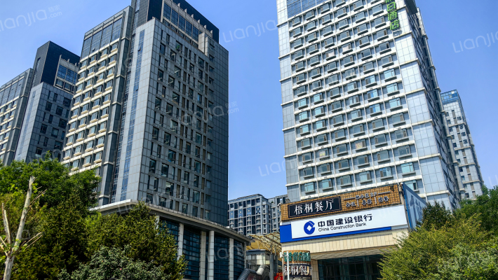 中铁财智中心外景图