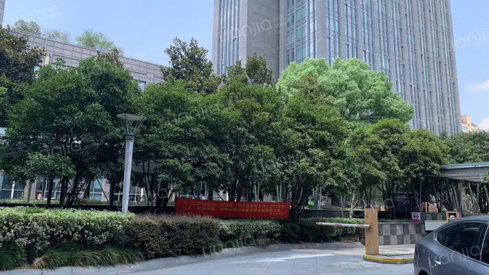 理想国际大厦外景图