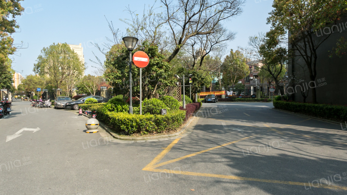 绿地金山名邸外景图