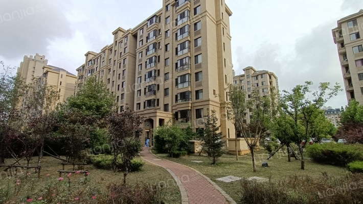 聚美东湾外景图