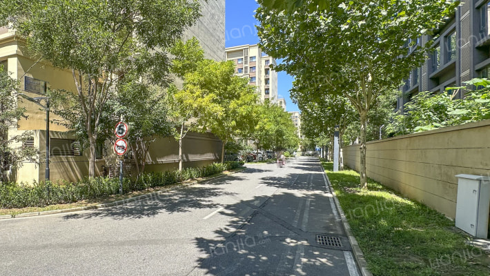 中骏四季家园外景图