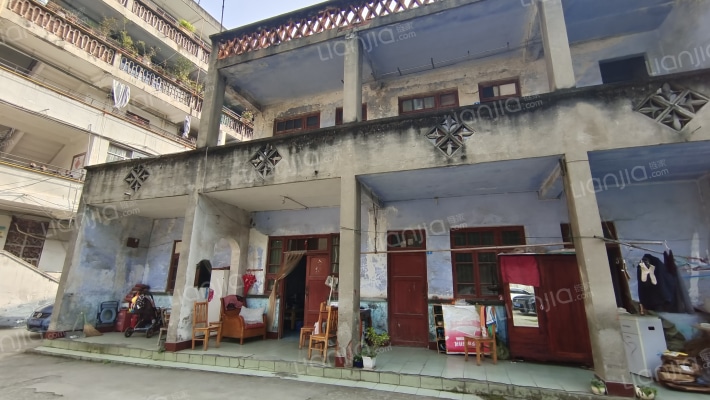 东环路74号院外景图