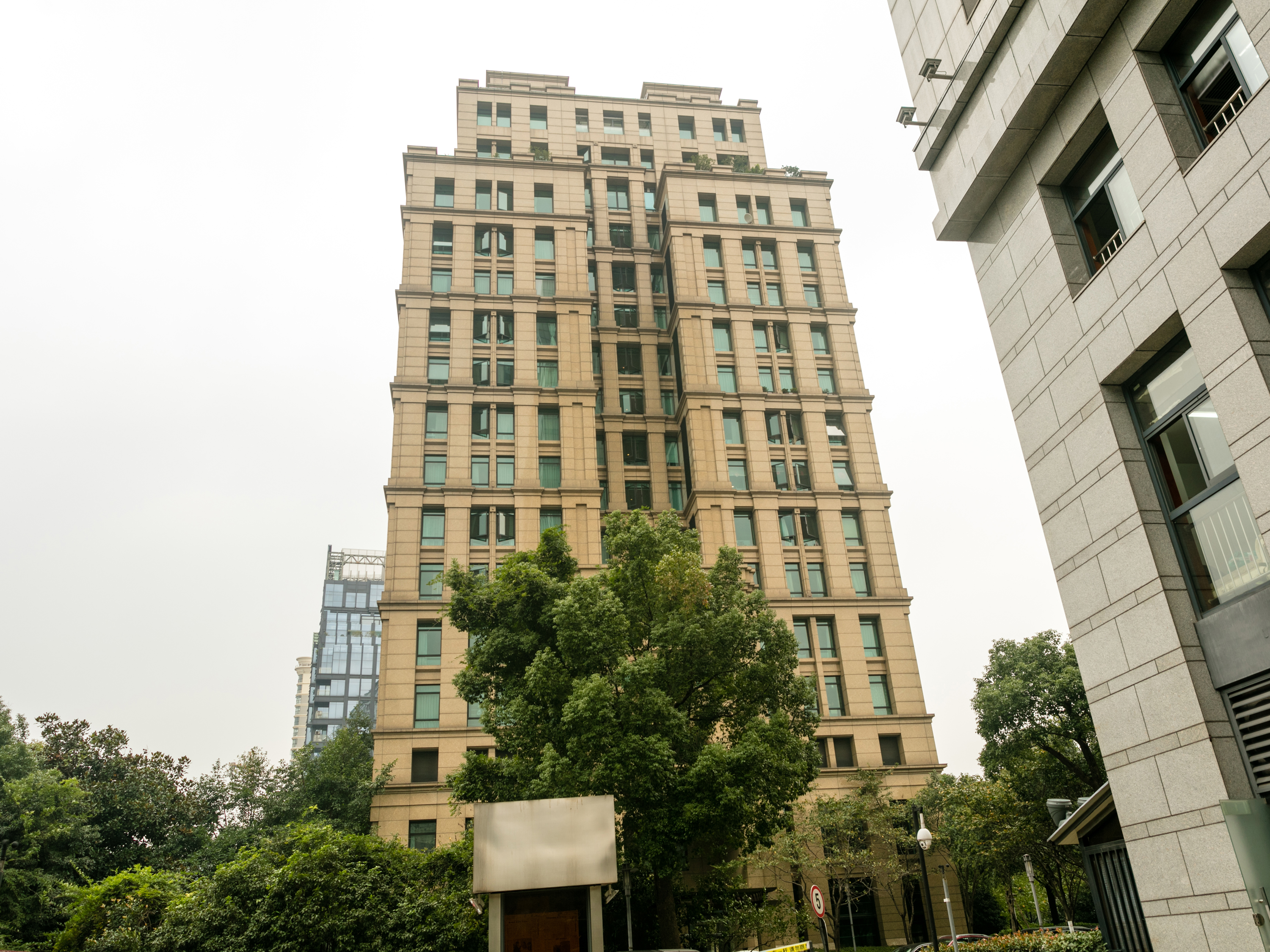 丁香公寓小区实景 7
