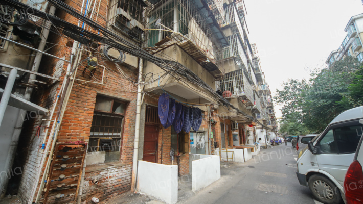 广场社区外景图