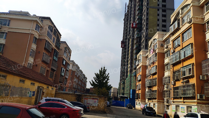 沿河路79号外景图