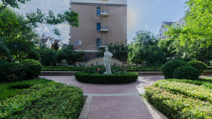 顶秀美泉小镇B区外景图