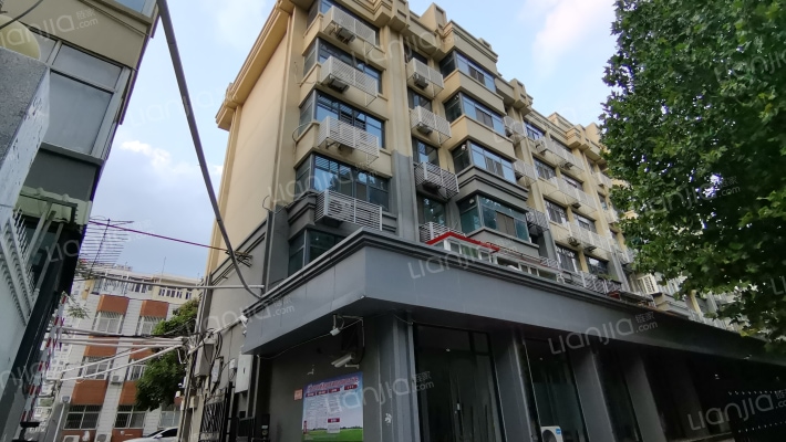 六中宿舍外景图