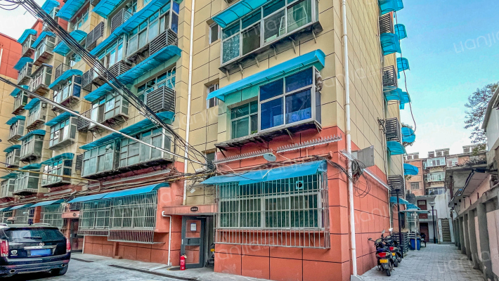 人民法院小区外景图