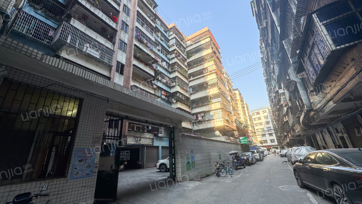 中国银行宿舍楼外景图