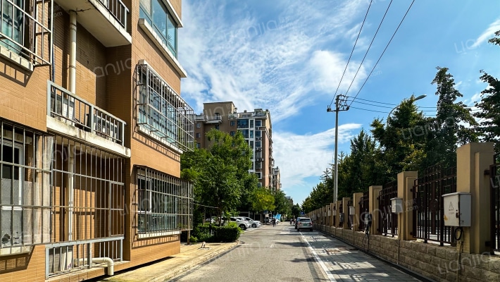 康营家园五区外景图