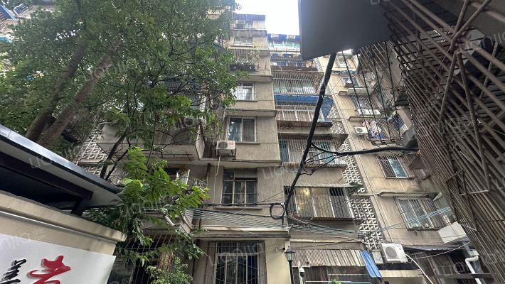 忠孝巷8号外景图