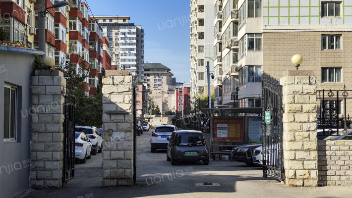 羊坊店东路5号院外景图