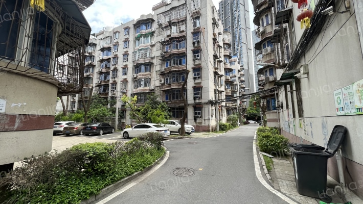 七环科技公寓外景图