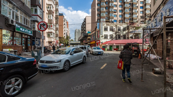 红领巾街外景图