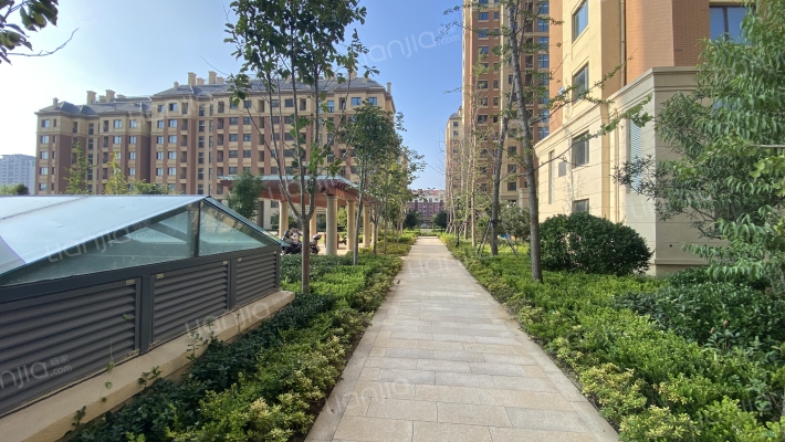 河畔景苑外景图