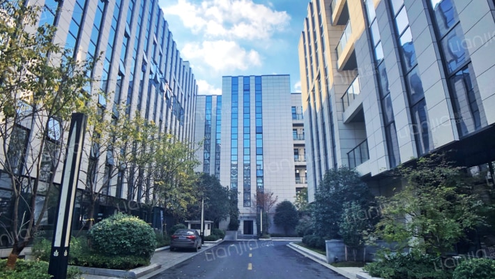 捷瑞达瑞谷外景图