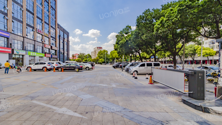 中央金地广场外景图