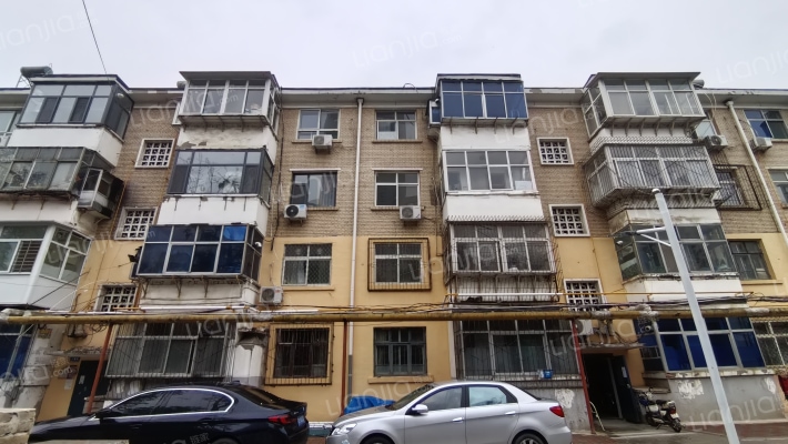 省经办宿舍外景图