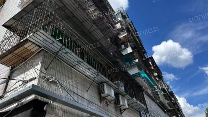 河西布市外景图