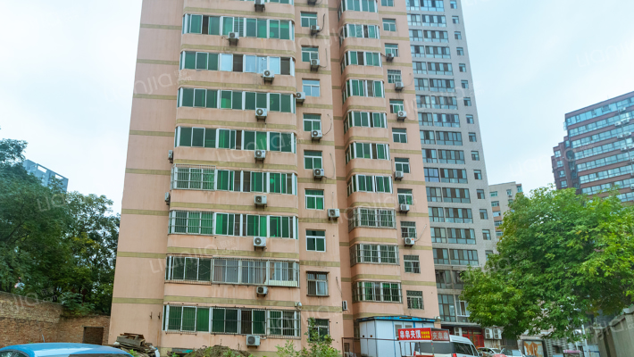 科技大厦外景图