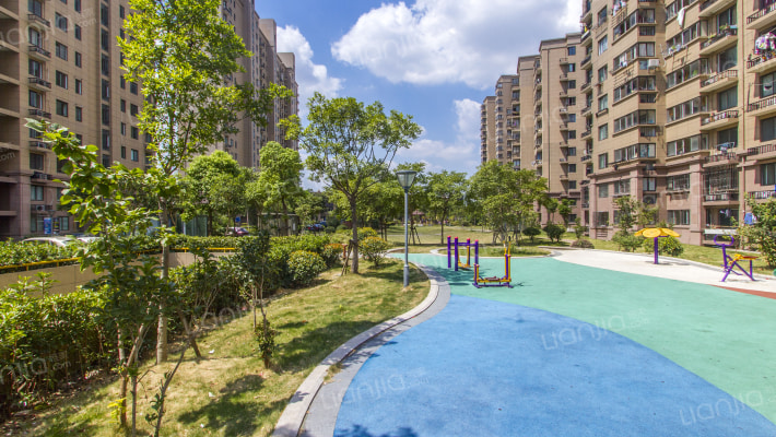 君莲宏润丽苑外景图