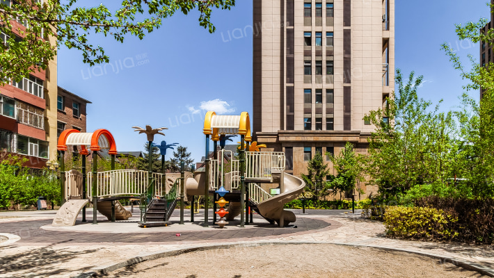 华亿红府外景图