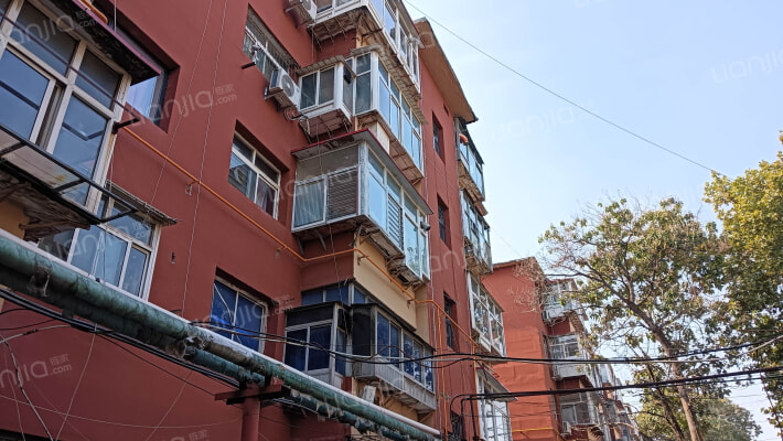 袜厂宿舍外景图