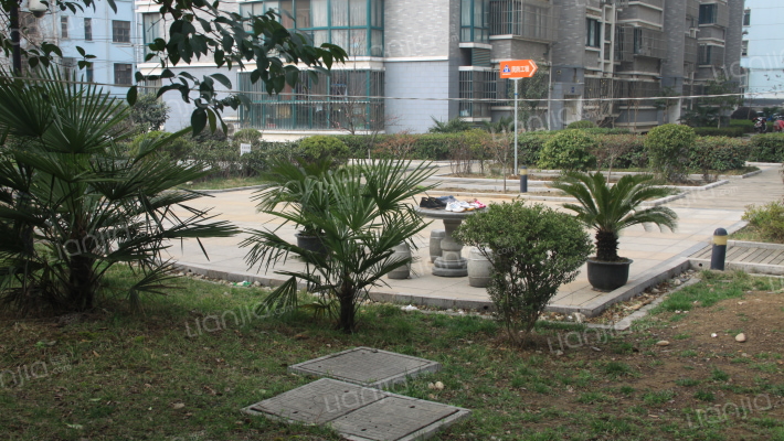 湖西庭园外景图