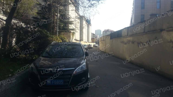 建中大楼外景图