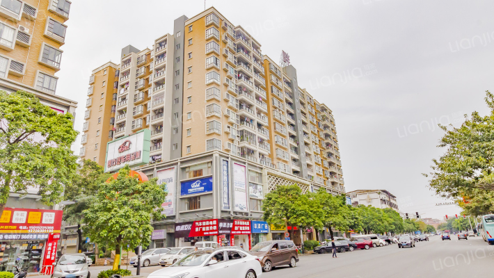 富民·月畔湾外景图